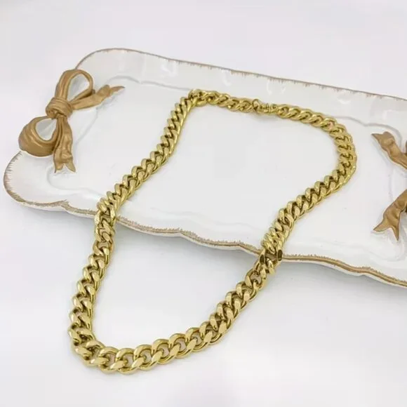 Stainless Steel Golden 9mm Choker Necklace, Six-Sided Polished Clavicle Chain - Picture 6 of 9